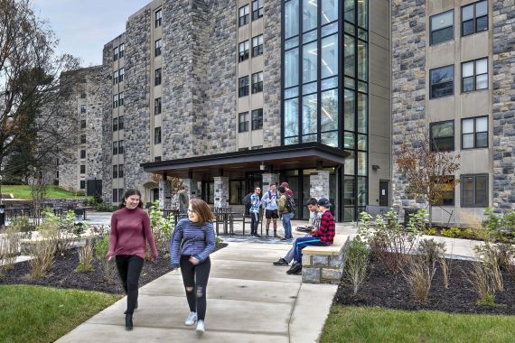 O’Shaughnessy Hall Learning Quad